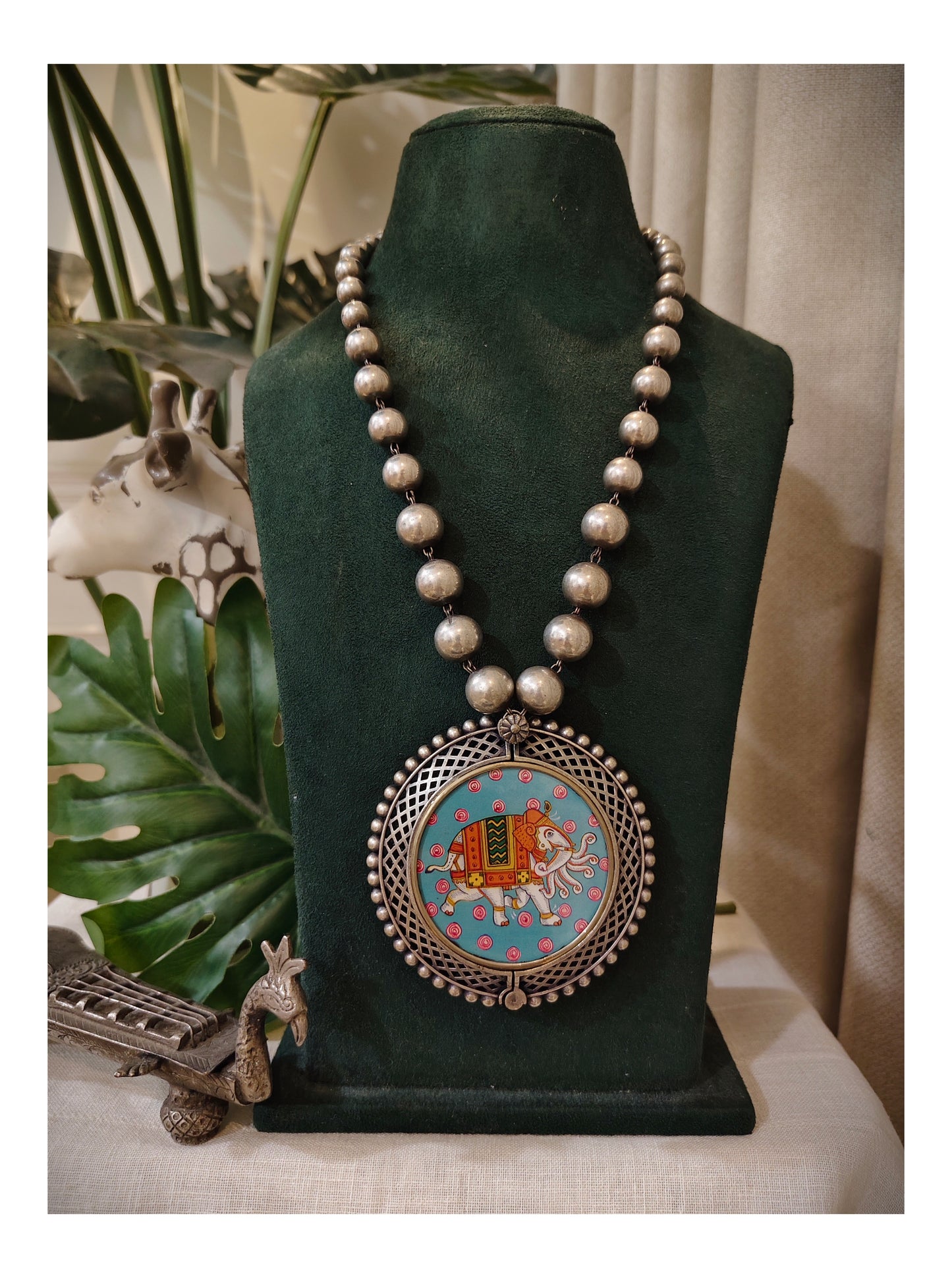 Beautiful Designer Painting Pendant With Ball Chain Mala Necklace