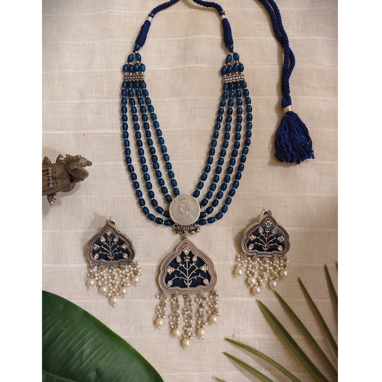 Beautiful Designer Jaal Pendant Beaded Necklace With Earrings