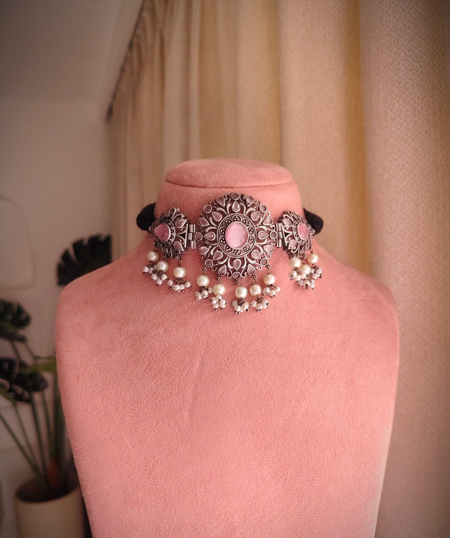 Beautiful Designer Stone Embedded Choker