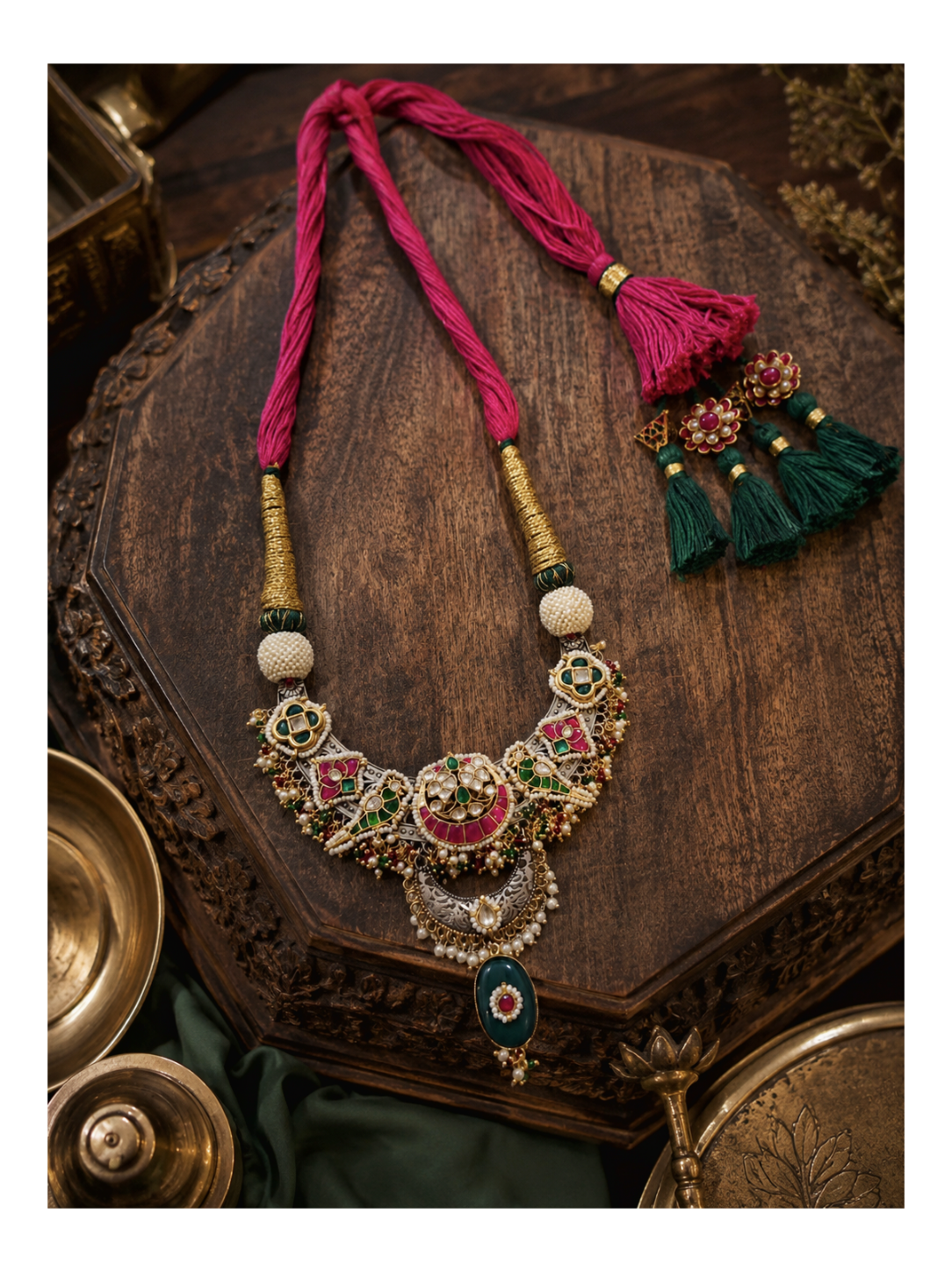 Beautiful Designer Kundan Detailing Chaand Necklace