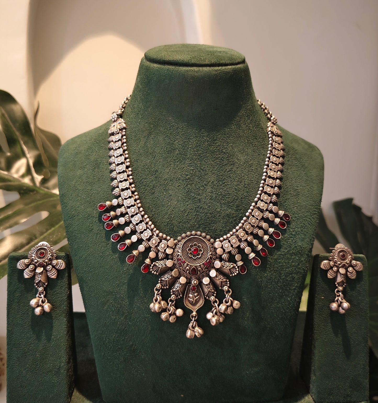 Beautiful Designer Kolhapuri Necklace With Earrings
