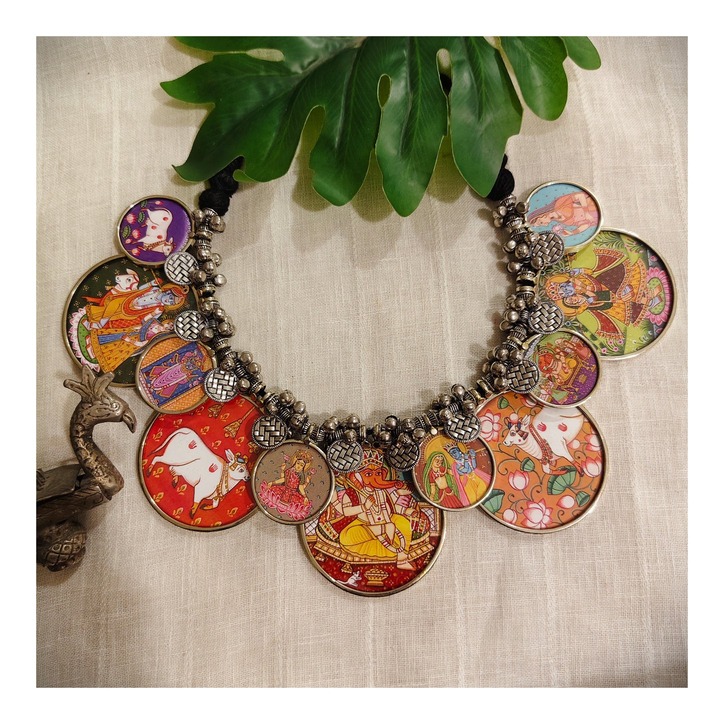 Beautiful Designer Painting Mix Overlapping Neckpiece