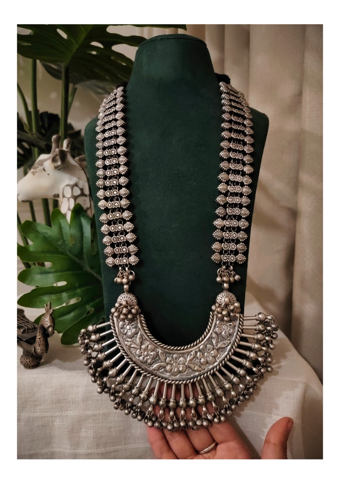 Beautiful Designer Big Chaand Spikes Pendant Long Heavy Looking Necklace (no earrings)