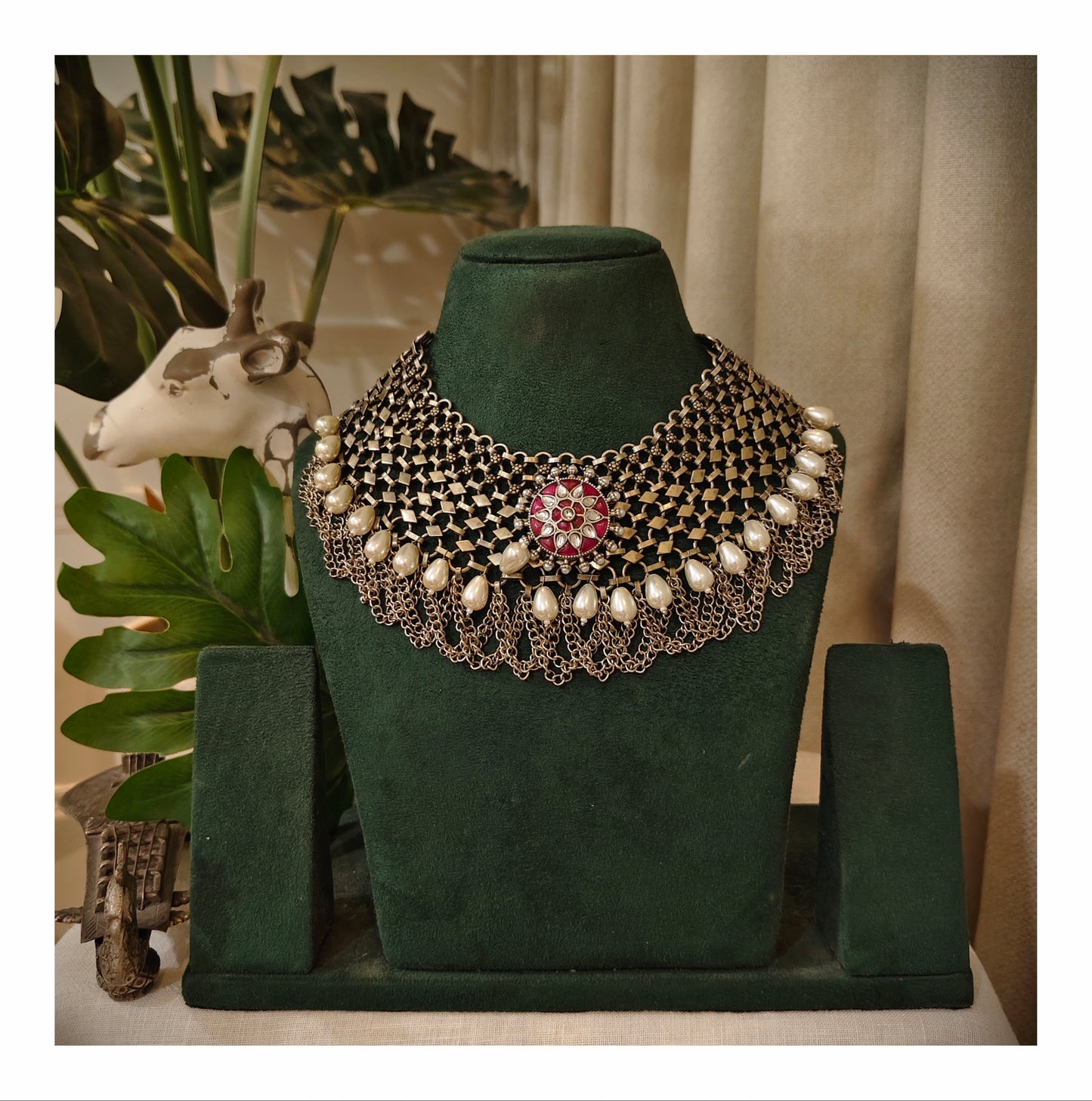 Beautiful Designer Jaal Neckpiece (vintage golden & silver polish)