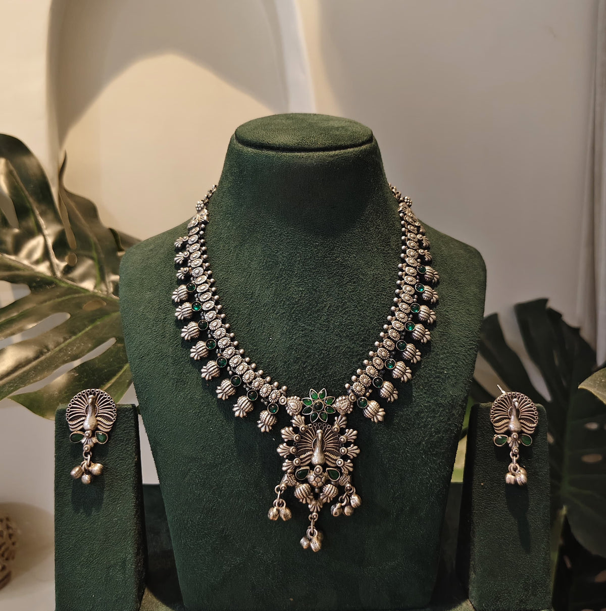 Beautiful Designer Stone Embedded Kolhapuri Neckpiece With Earrings