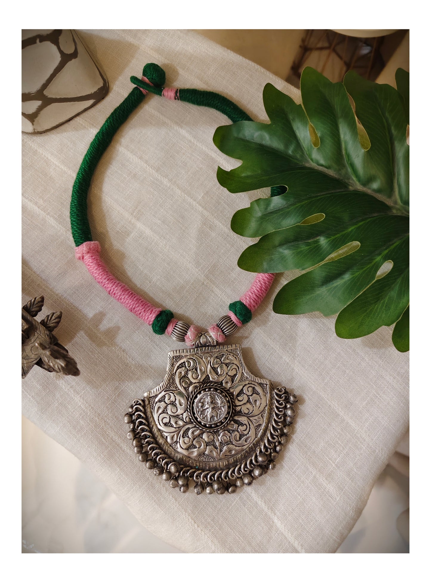 Beautiful Designer Chitai Pendant Dori Necklace