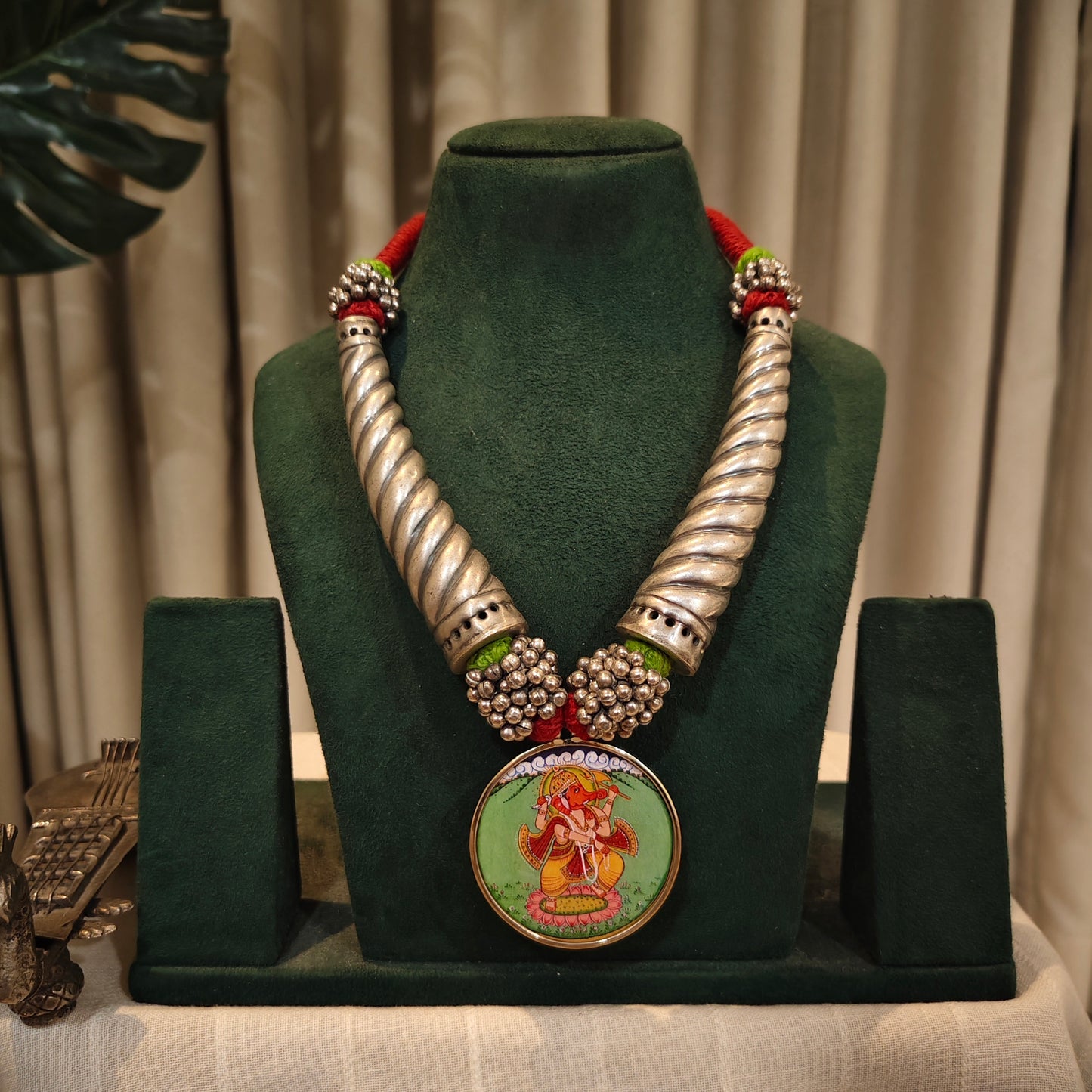 Beautiful Designer Painting Pendant Hasli Style Necklace