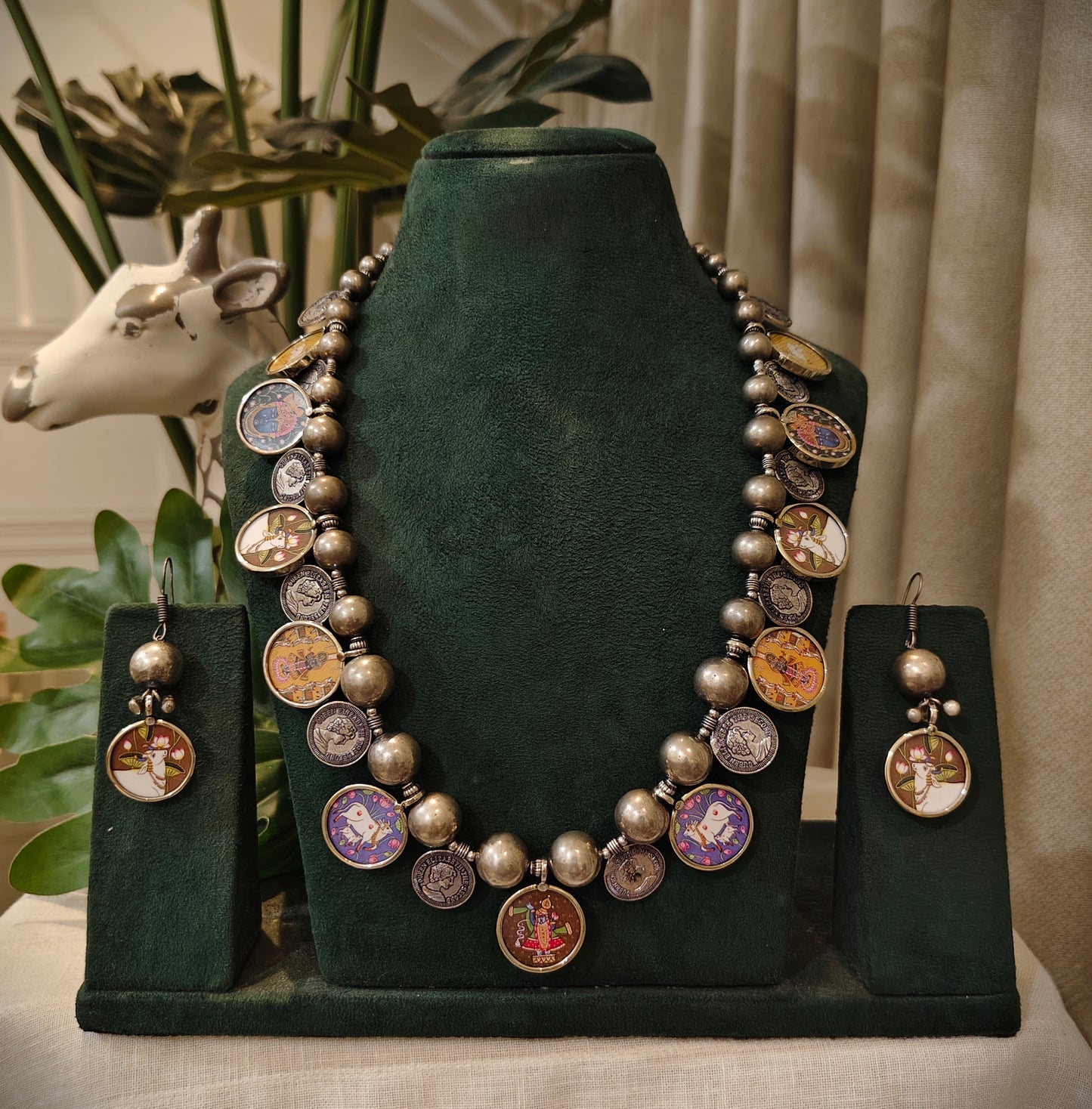 Beautiful Designer Painting Mix With Paatri Necklace & Earrings