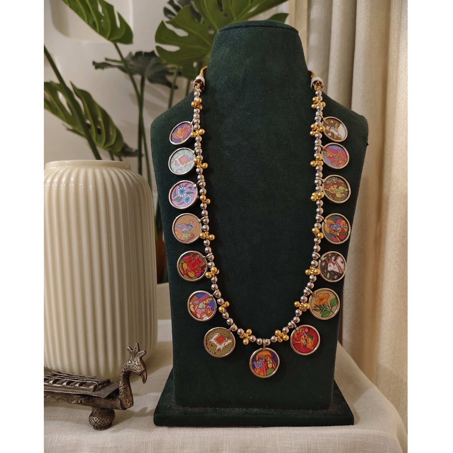Beautiful Designer Dual Tone Painting Necklace