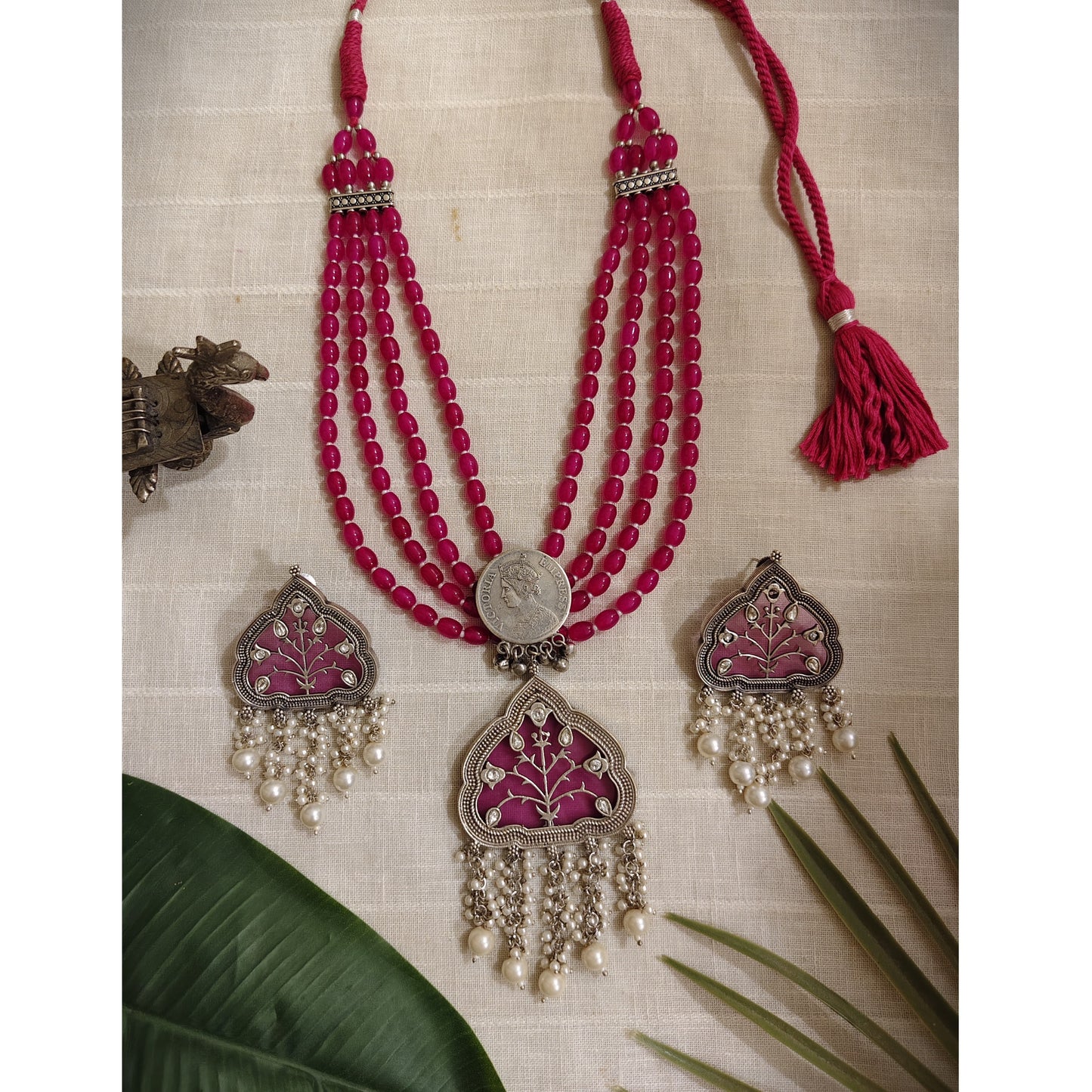 Beautiful Designer Jaal Pendant Layered Beaded Necklace With Earrings