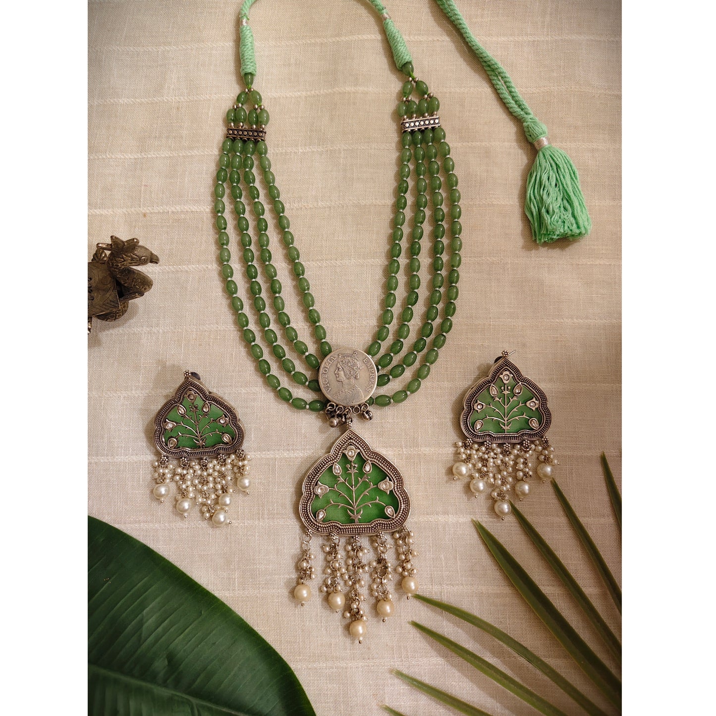 Beautiful Designer Jaal Pendant Beaded Necklace With Earrings