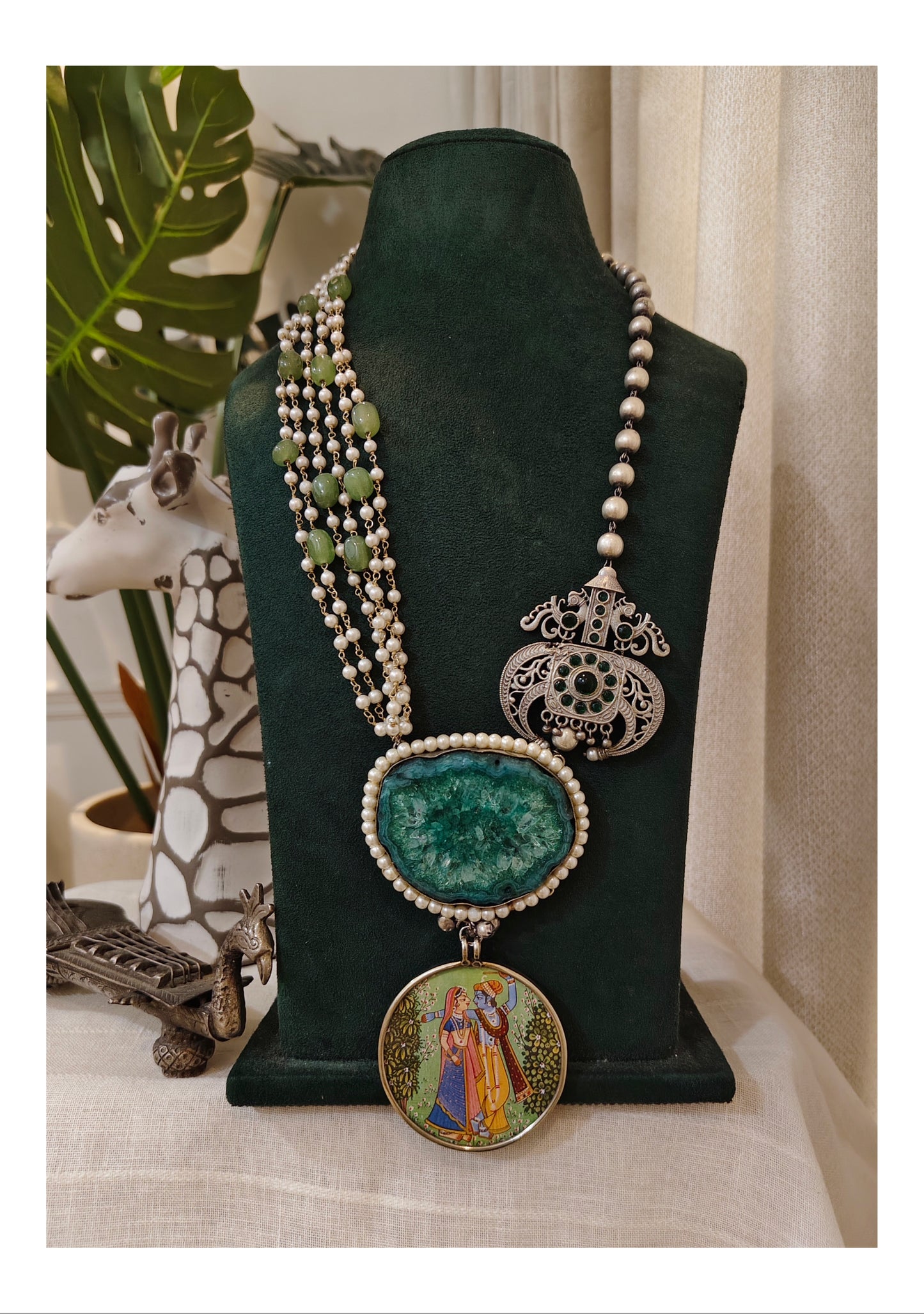 Beautiful Designer Natural Stone With Painting Pendant Stylish Mala Necklace