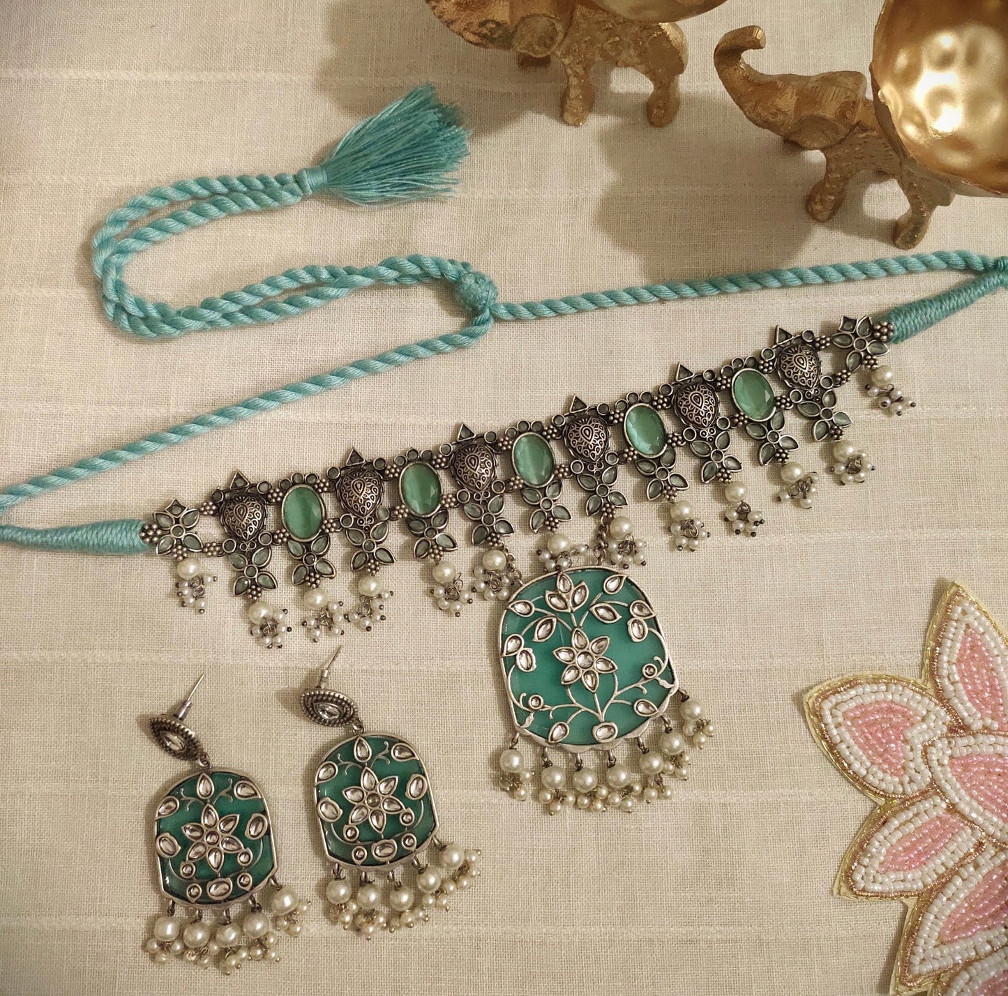 Beautiful Designer Jaal Pendant Choker Without Earrings (no earrings)