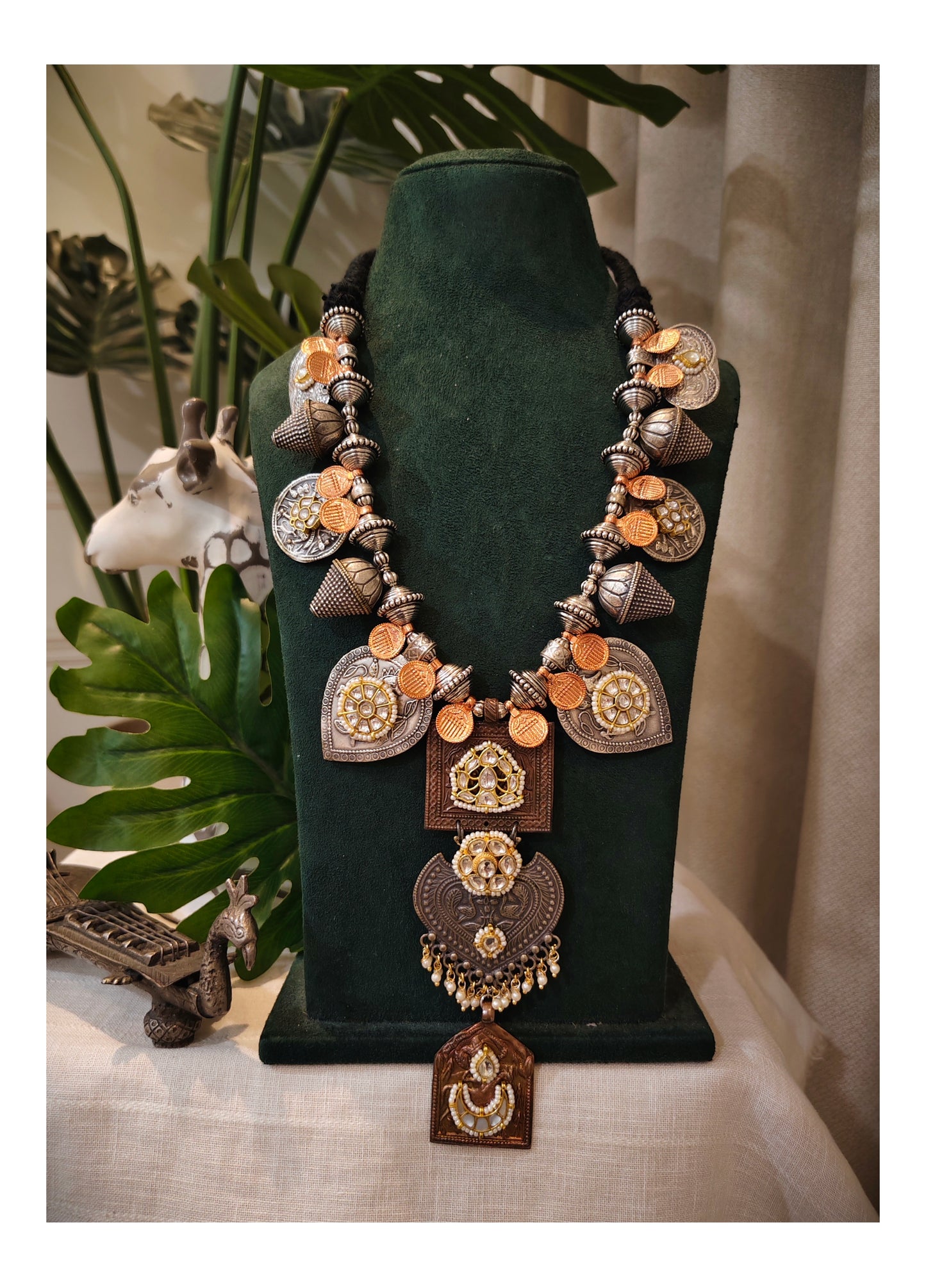 Beautiful Designer Paatri Mix With Kundan Detailing Long Necklace