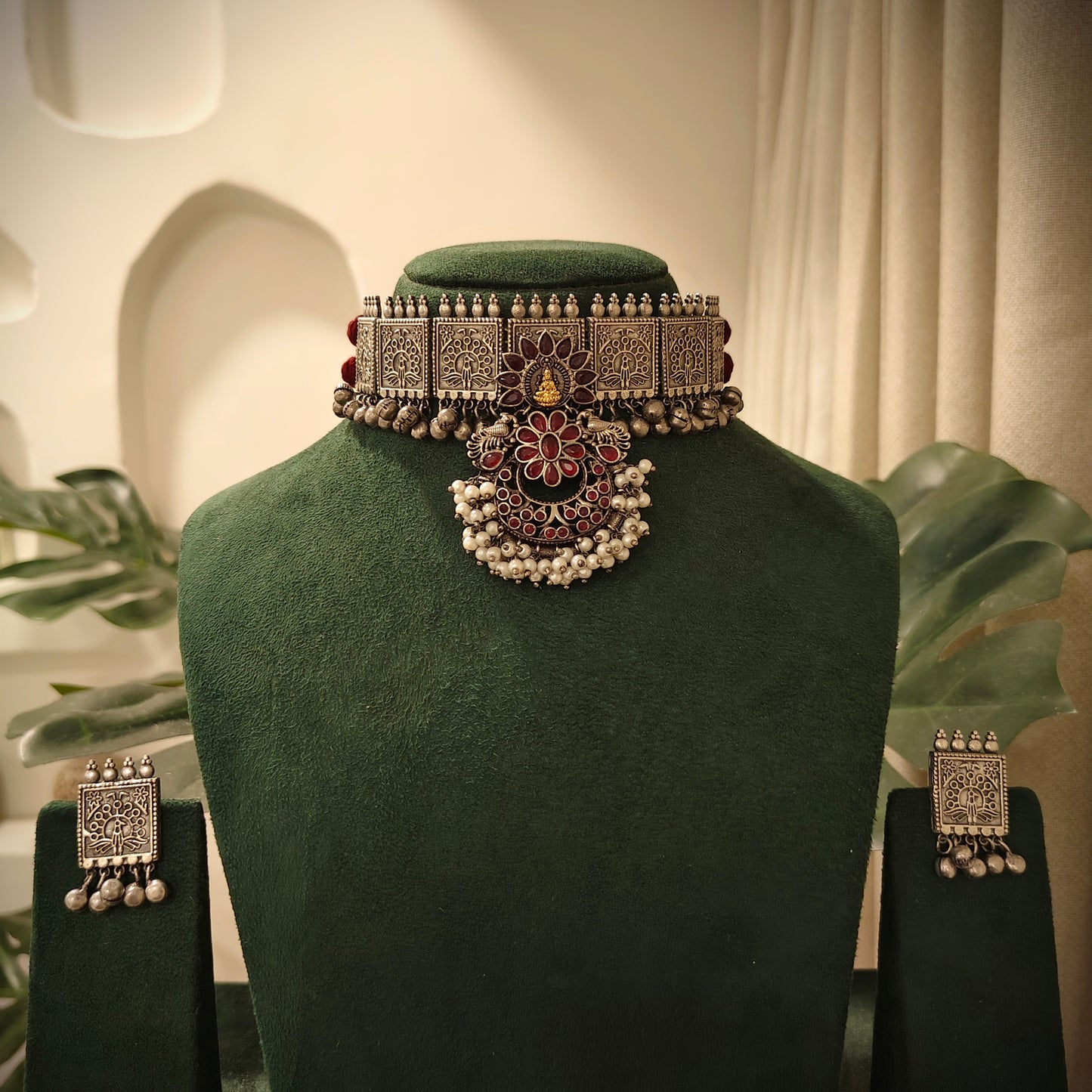 Beautiful Designer Stone Embedded Pendant Choker With Earrings & Handmade Adjustable Dori