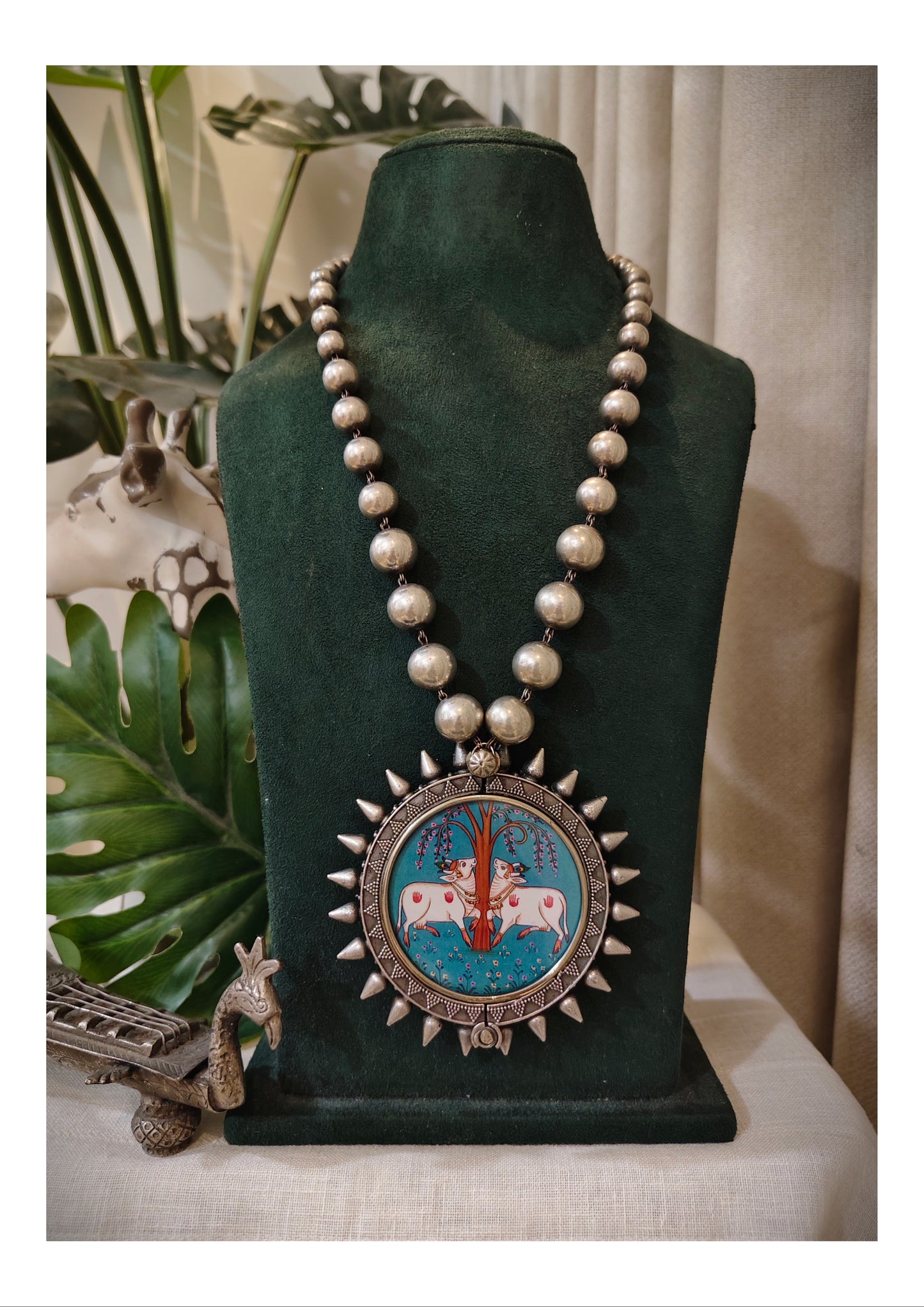 Beautiful Designer Painting Pendant With Ball Chain Mala Necklace