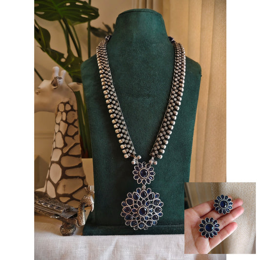 Beautiful Designer Stone Embedded Pendant Long Necklace With Earrings