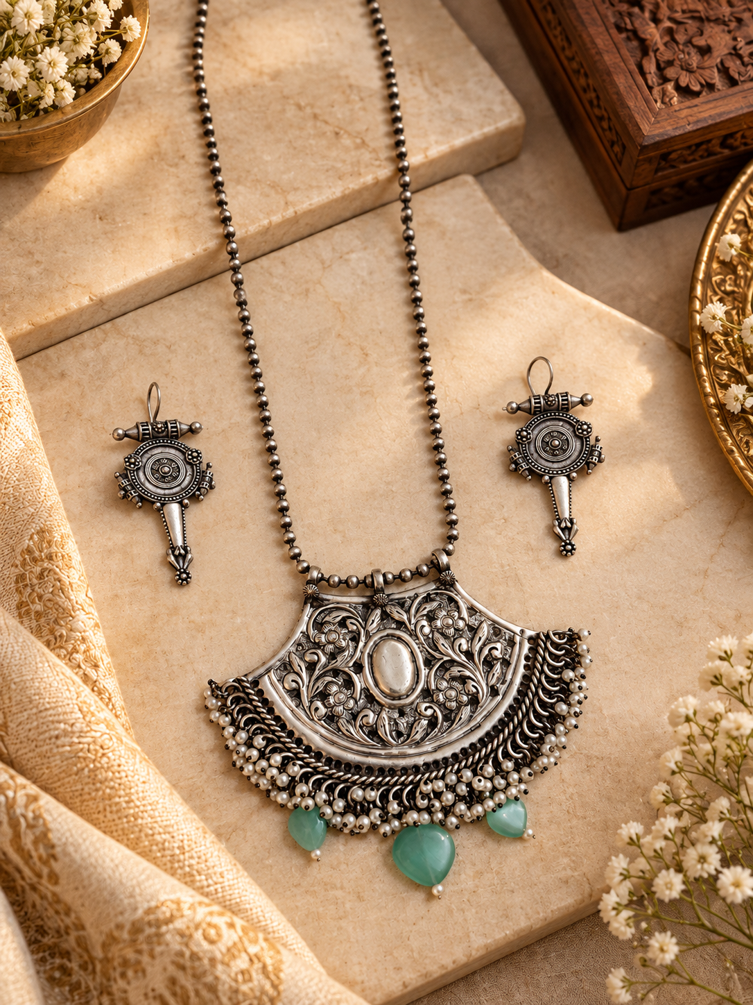 Beautiful Designer Chitai Work Pendant Necklace With Earrings