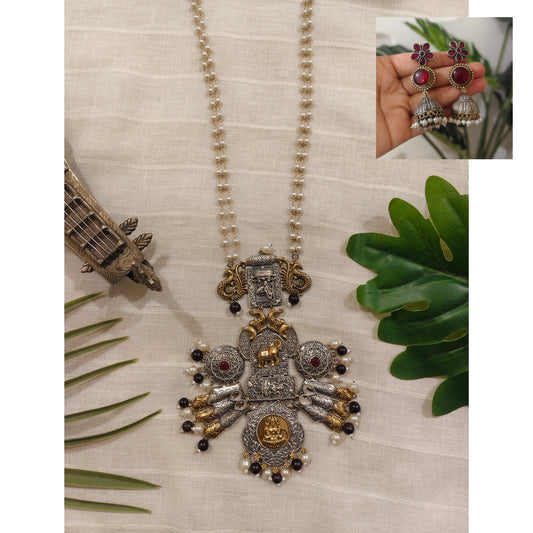 Beautiful Designer Dual Tone Fusion Pendant Necklace With Earrings