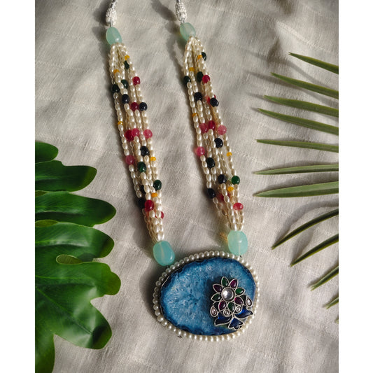 Beautiful Designer Natural Stone Pendant Necklace