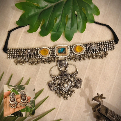Beautiful Designer Stone Embedded Choker With Earrings