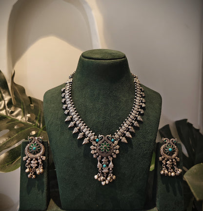 Beautiful Designer Stone Embedded Kolhapuri Neckpiece With Earrings