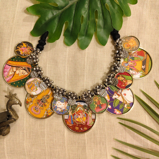 Beautiful Designer Overlapping Painting Mix Neckpiece