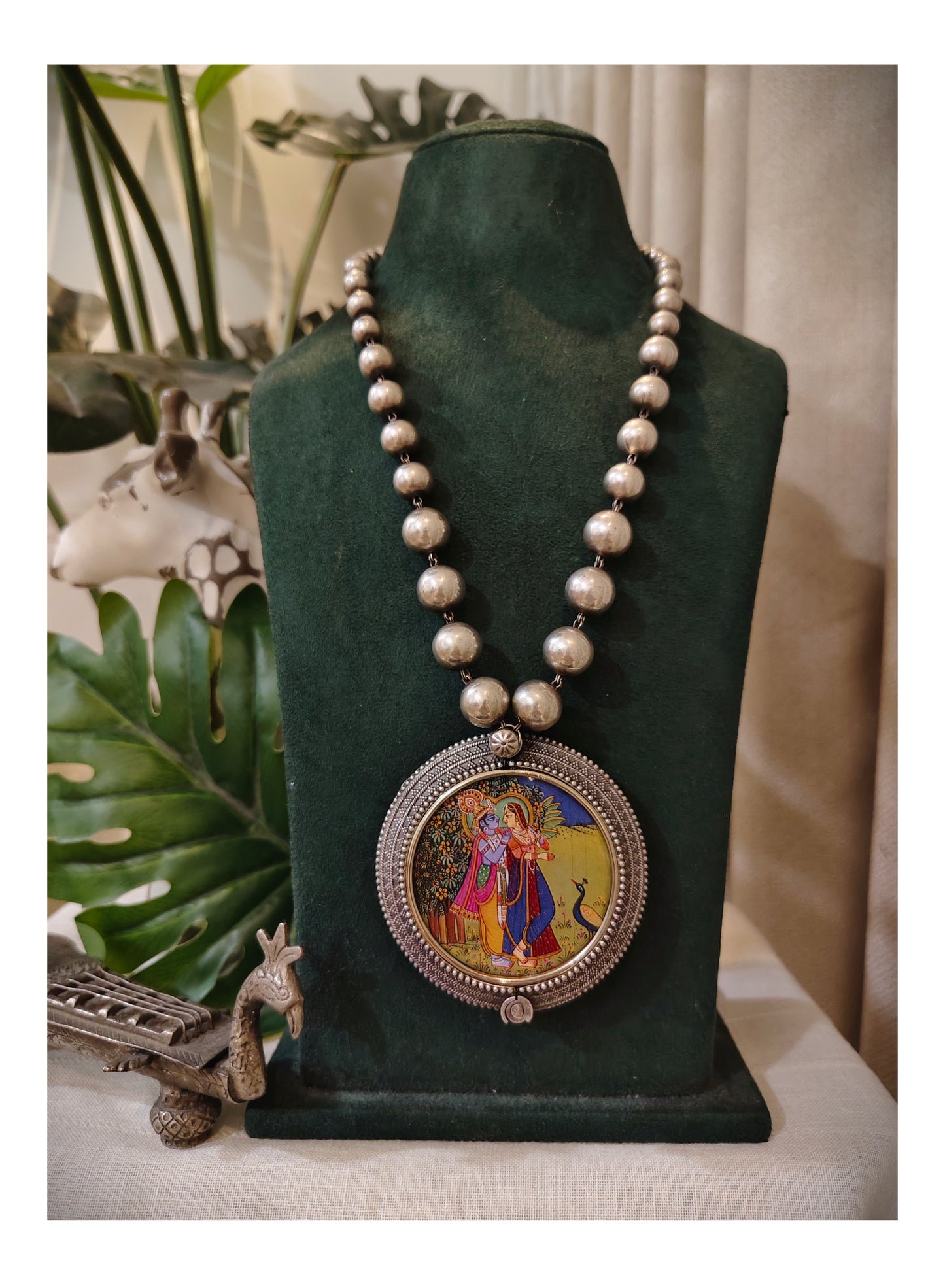 Beautiful Designer Painting Pendant With Ball Chain Mala Necklace