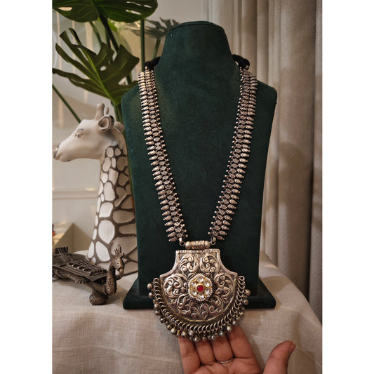 Beautiful Designer Chitai Work Kundan Detailing Pendant Long Necklace