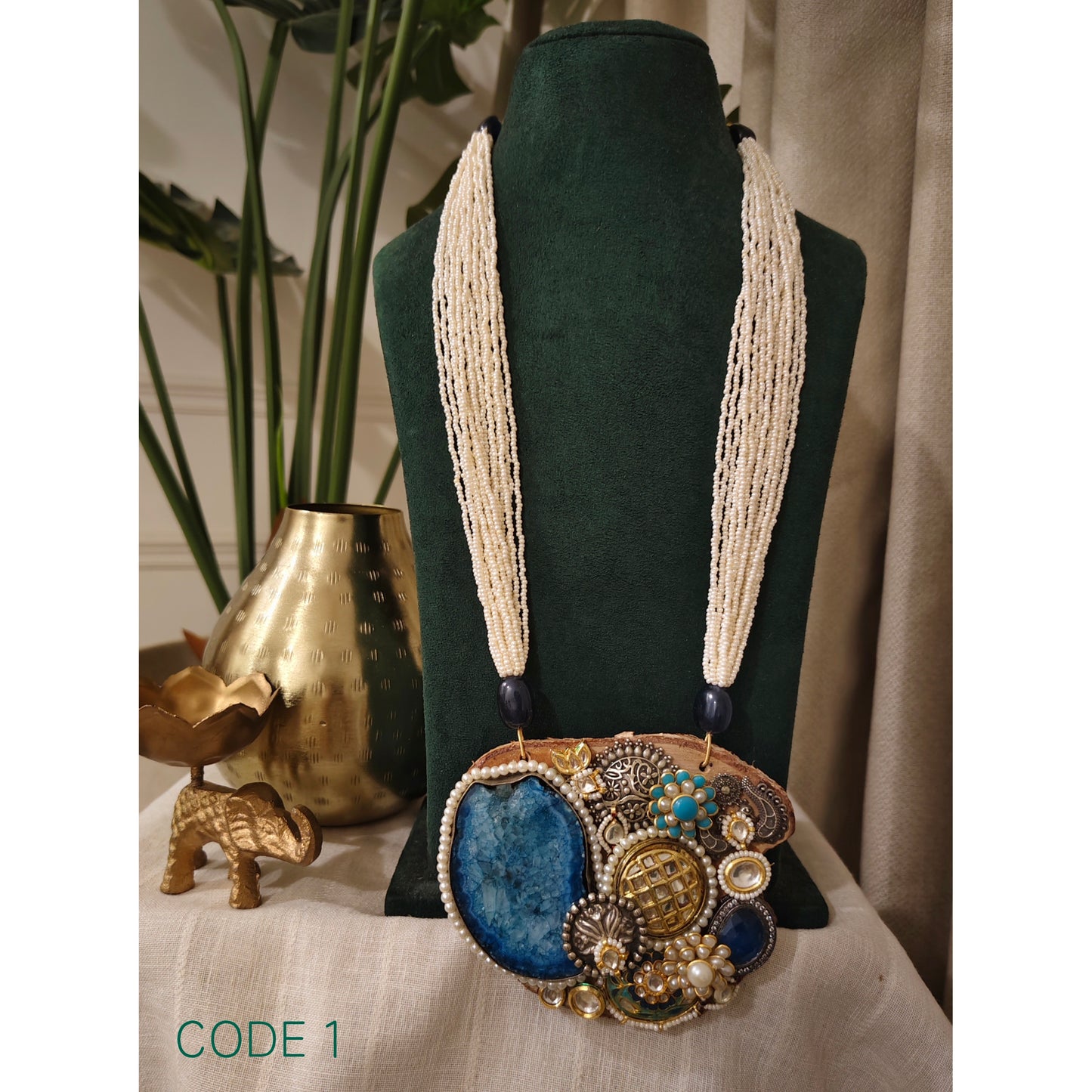 Beautiful Designer Wooden Kundan Detailing Pendant Long Necklace