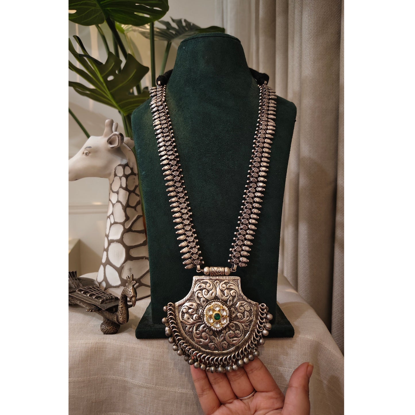 Beautiful Designer Chitai Work Kundan Detailing Pendant Long Necklace