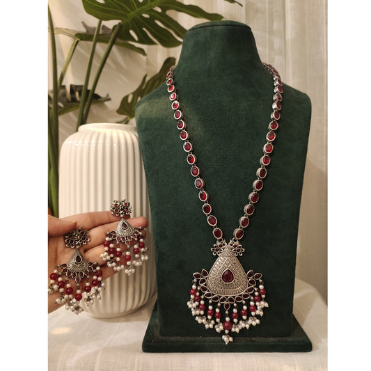 Beautiful Designer Stone Embedded Necklace With Earrings