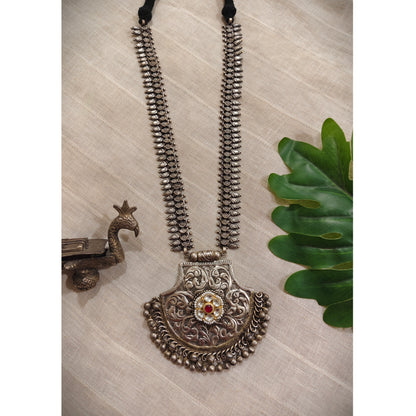 Beautiful Designer Chitai Work Kundan Detailing Pendant Long Necklace