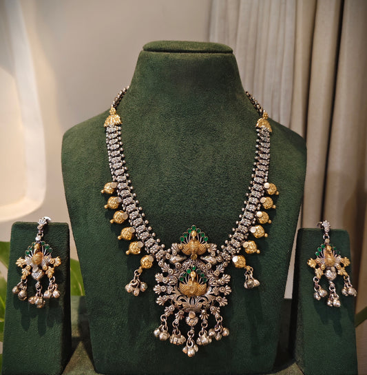 Beautiful Designer Kolhapuri Neckpiece With Earrings