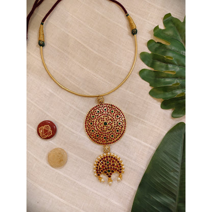 Beautiful Designer Rakodi Pendant Hasli Style Golden Necklace