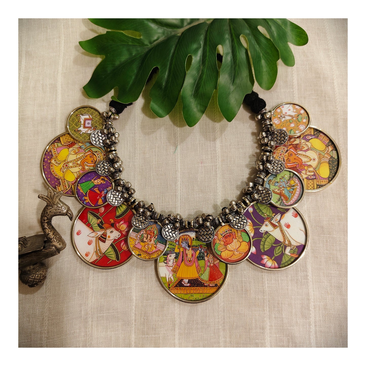Beautiful Designer Painting Mix Overlapping Neckpiece