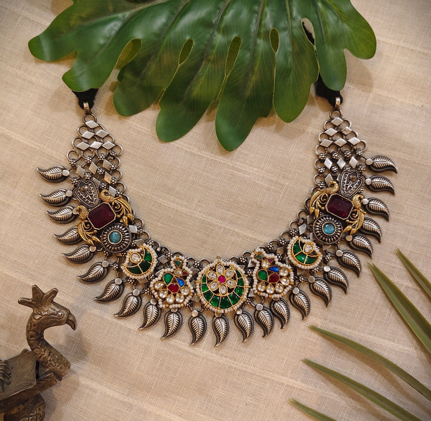 Beautiful Designer Kundan Detailing Neckpiece