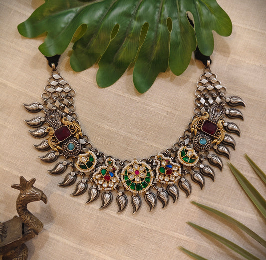 Beautiful Designer Kundan Detailing Neckpiece