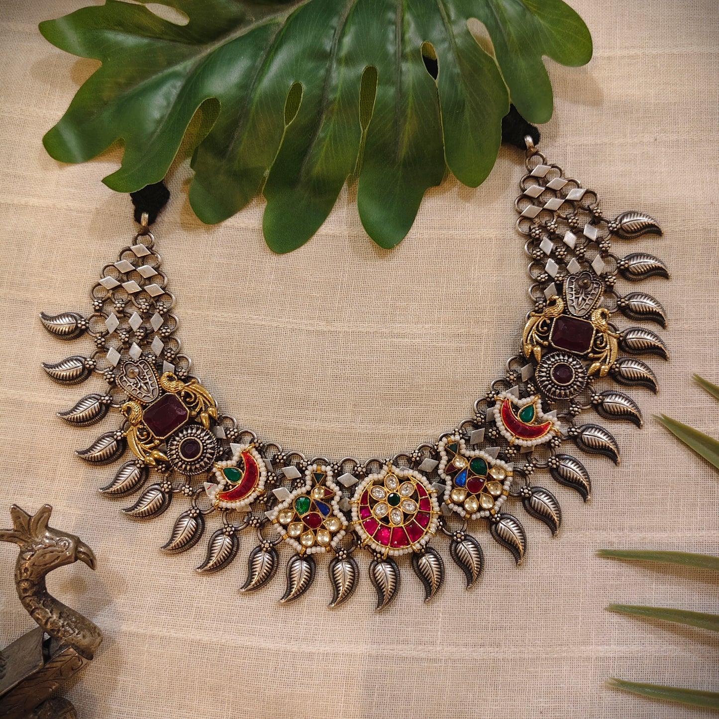 Beautiful Designer Kundan Detailing Neckpiece