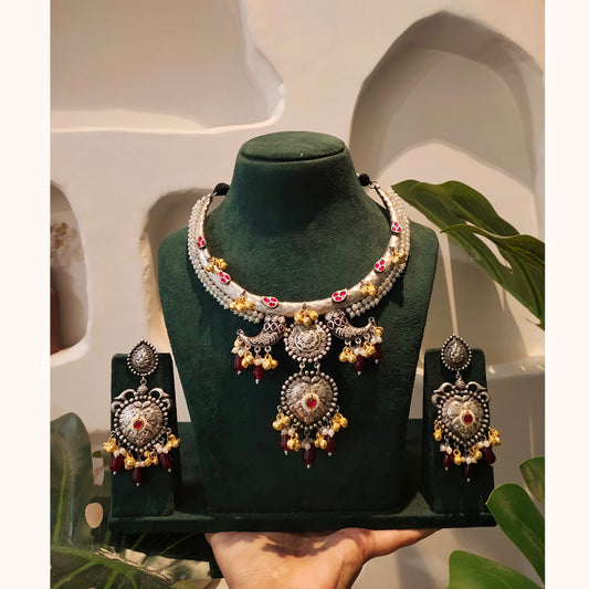 Beautiful Designer Hasli With Earrings