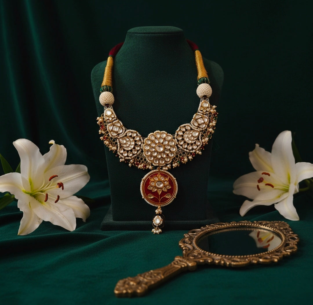 Beautiful Designer Kundan Detailing Chaand Necklace (heavy look)