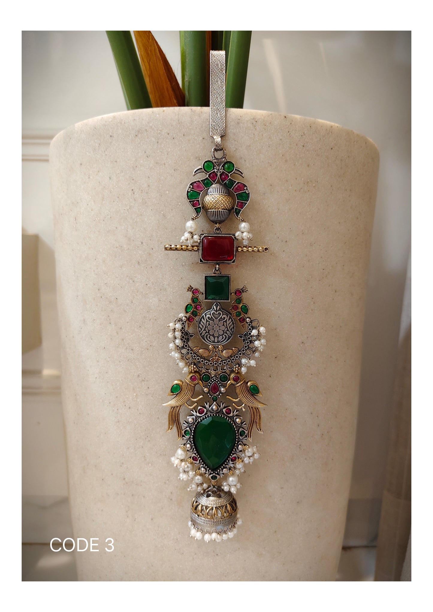 Beautiful Designer Stone Embedded Dual Tone Long Chaabi Gutchha (worn on the waist)