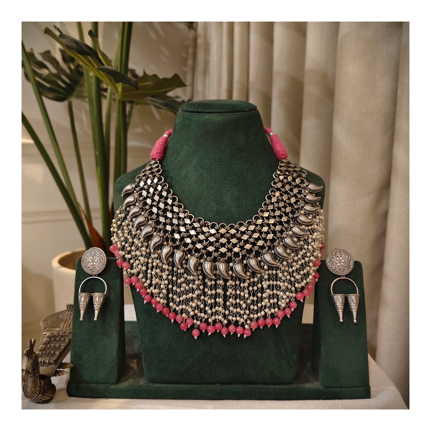 Beautiful Designer Jaal Neckpiece With Latkan & Earrings