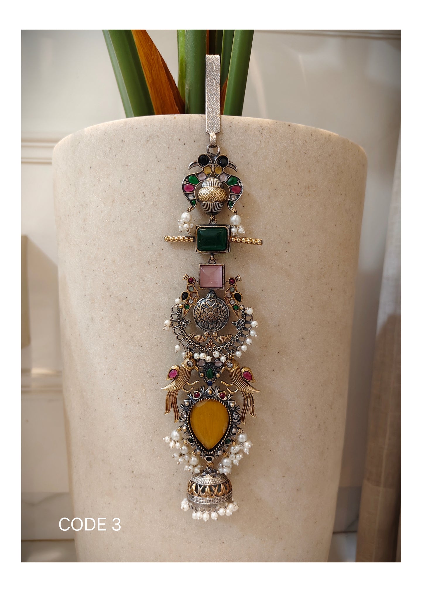 Beautiful Designer Stone Embedded Dual Tone Long Chaabi Gutchha (worn on the waist)