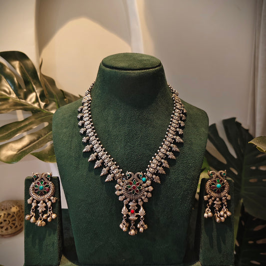 Beautiful Designer Stone Embedded Kolhapuri Necklace With Earrings