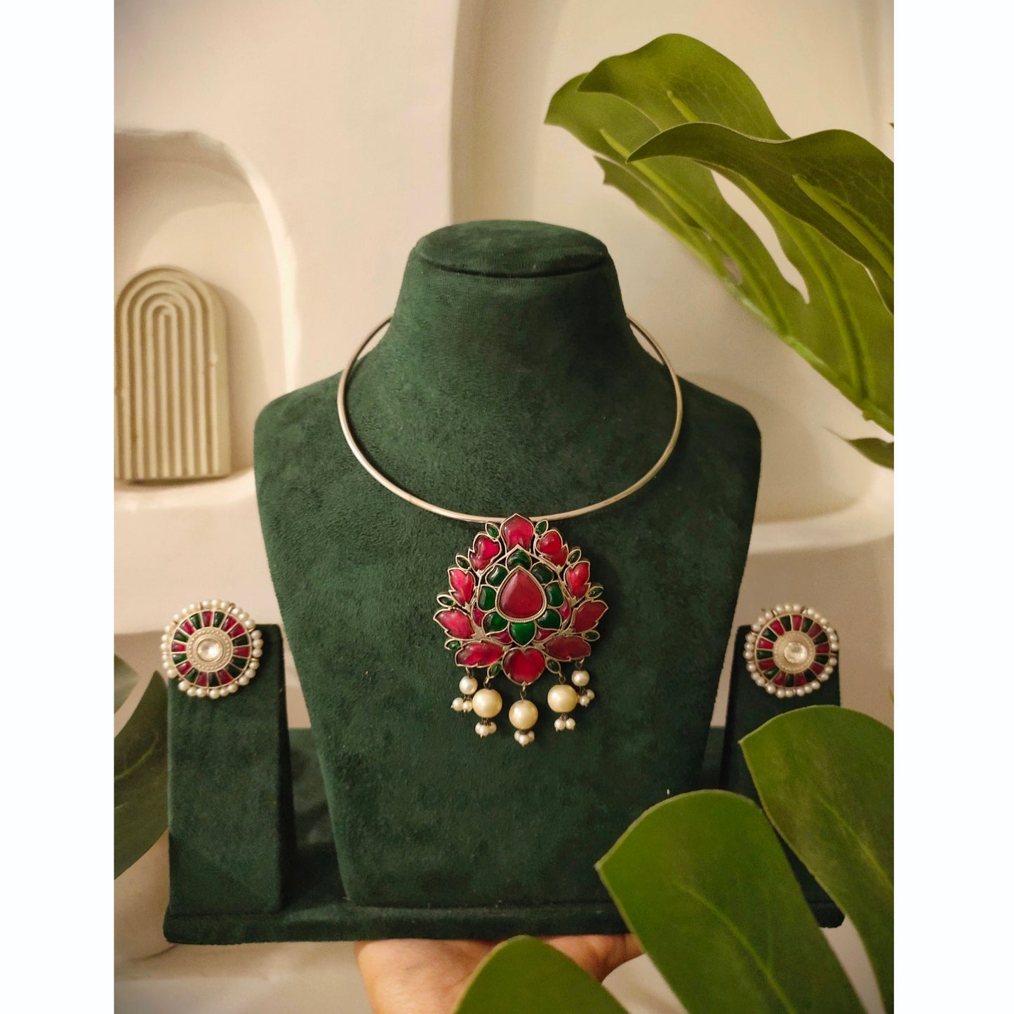 Beautiful Designer Kempstone Hasli With Earrings