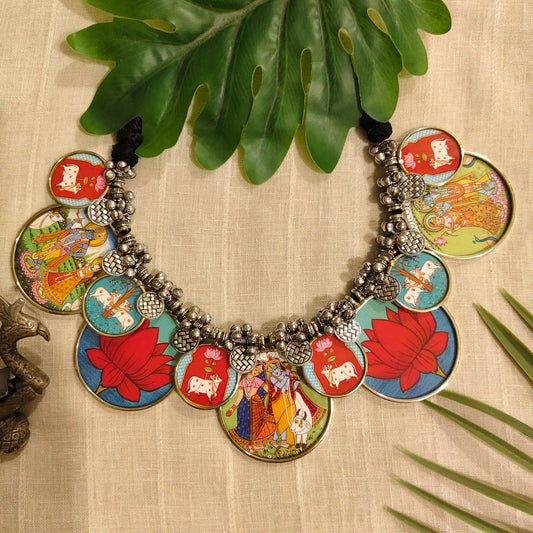 Beautiful Designer Overlapping Painting Mix Neckpiece