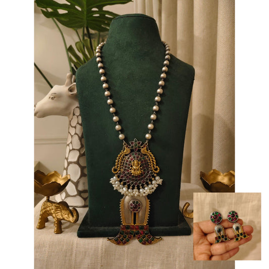 Beautiful Designer Dual Tone Stone Embedded Pendant Necklace With Earrings