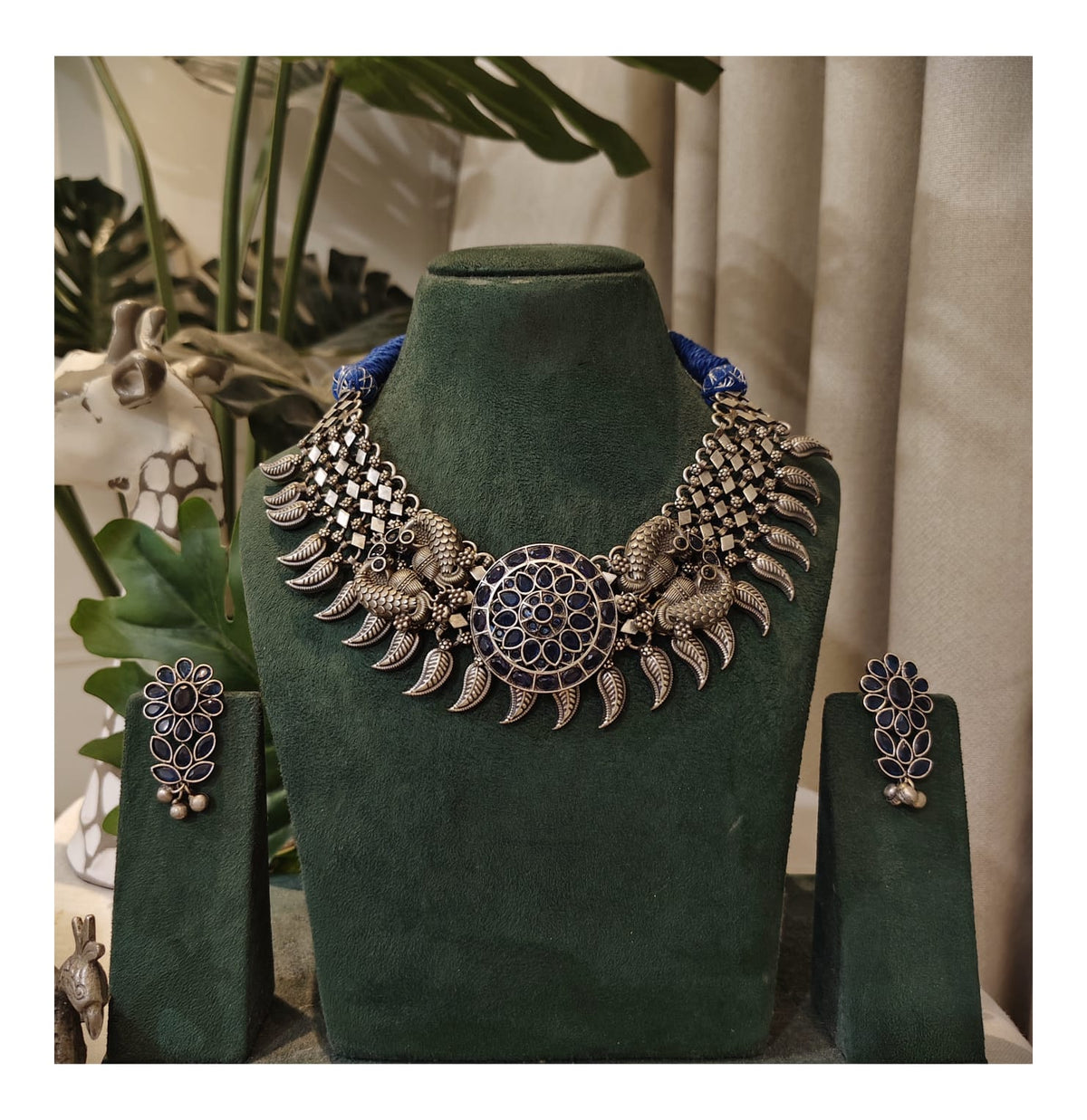 Beautiful Designer Jaal Neckpiece With Earrings