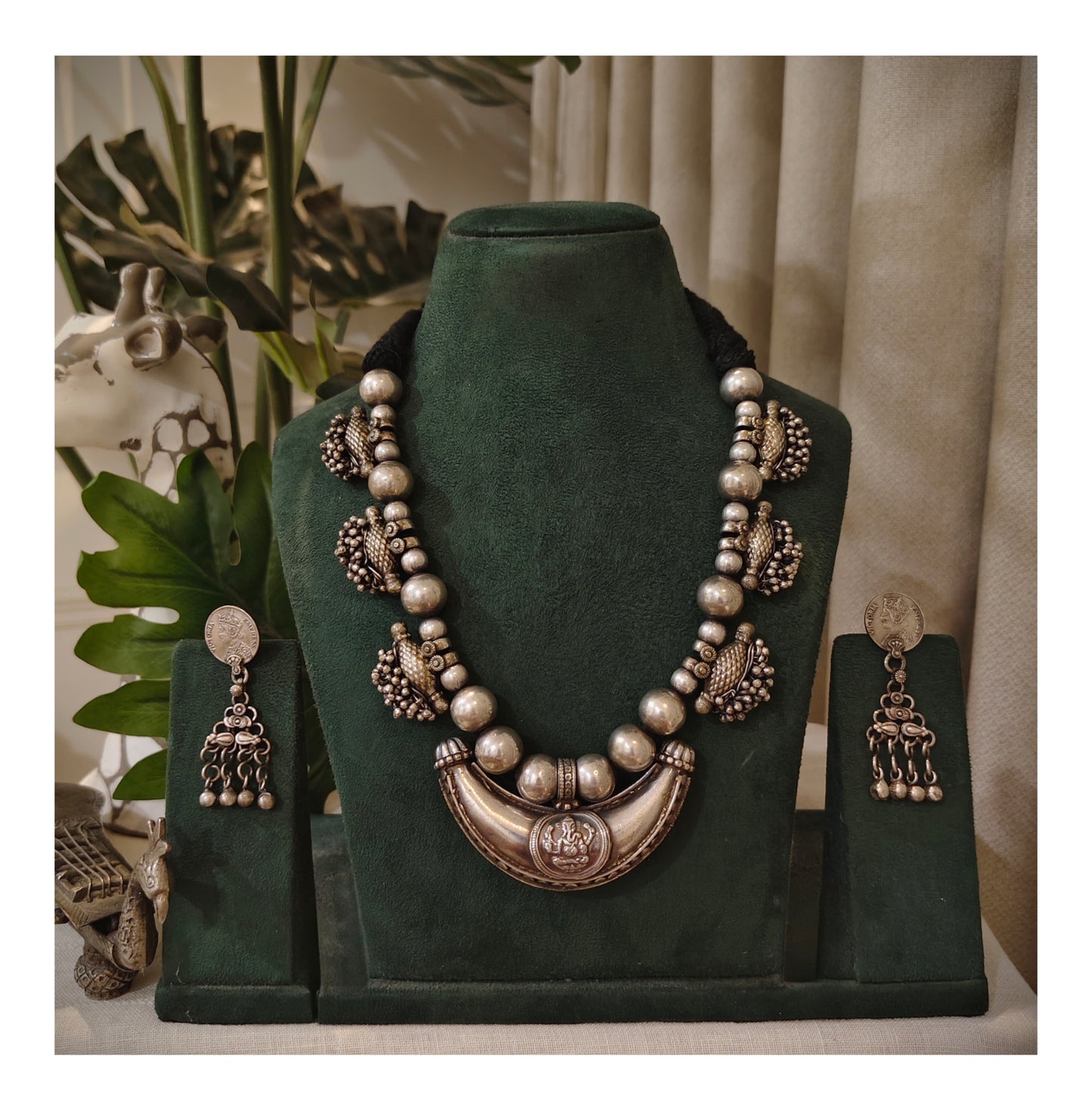 Beautiful Designer Vintage Polish Taabeez Necklace With Earrings